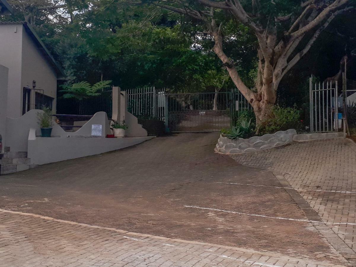 Umtamvuna View Cabanas Port Edward Exterior foto