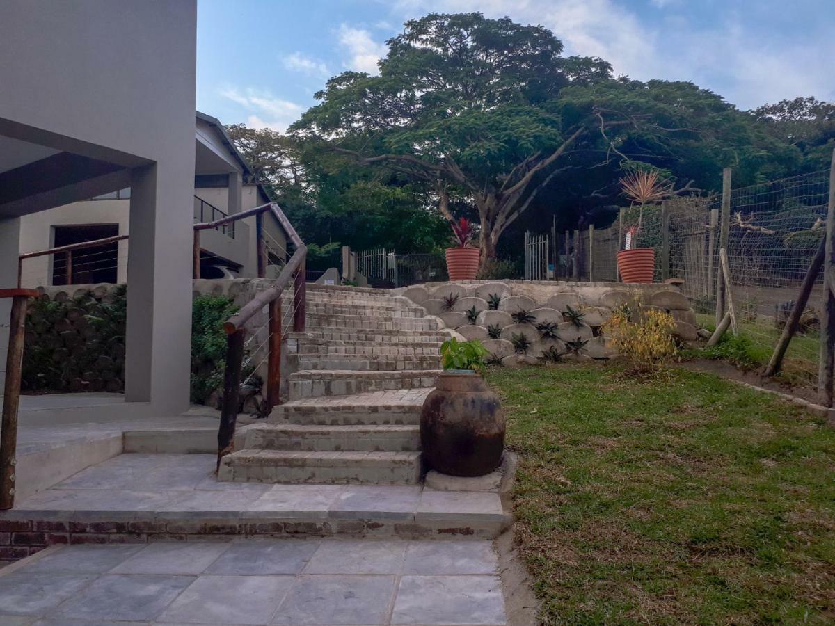 Umtamvuna View Cabanas Port Edward Exterior foto